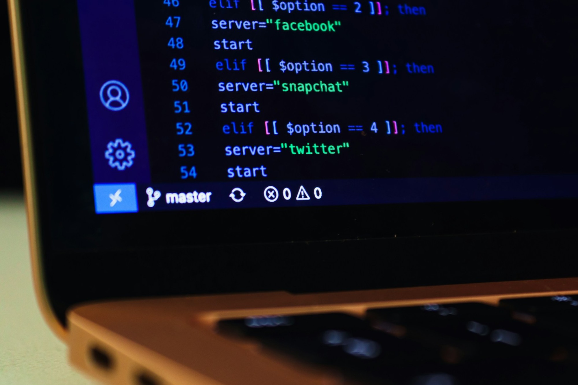 HTML